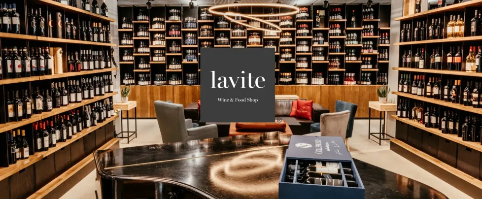 Interiér prodejny Wine & Food Shop Lavite